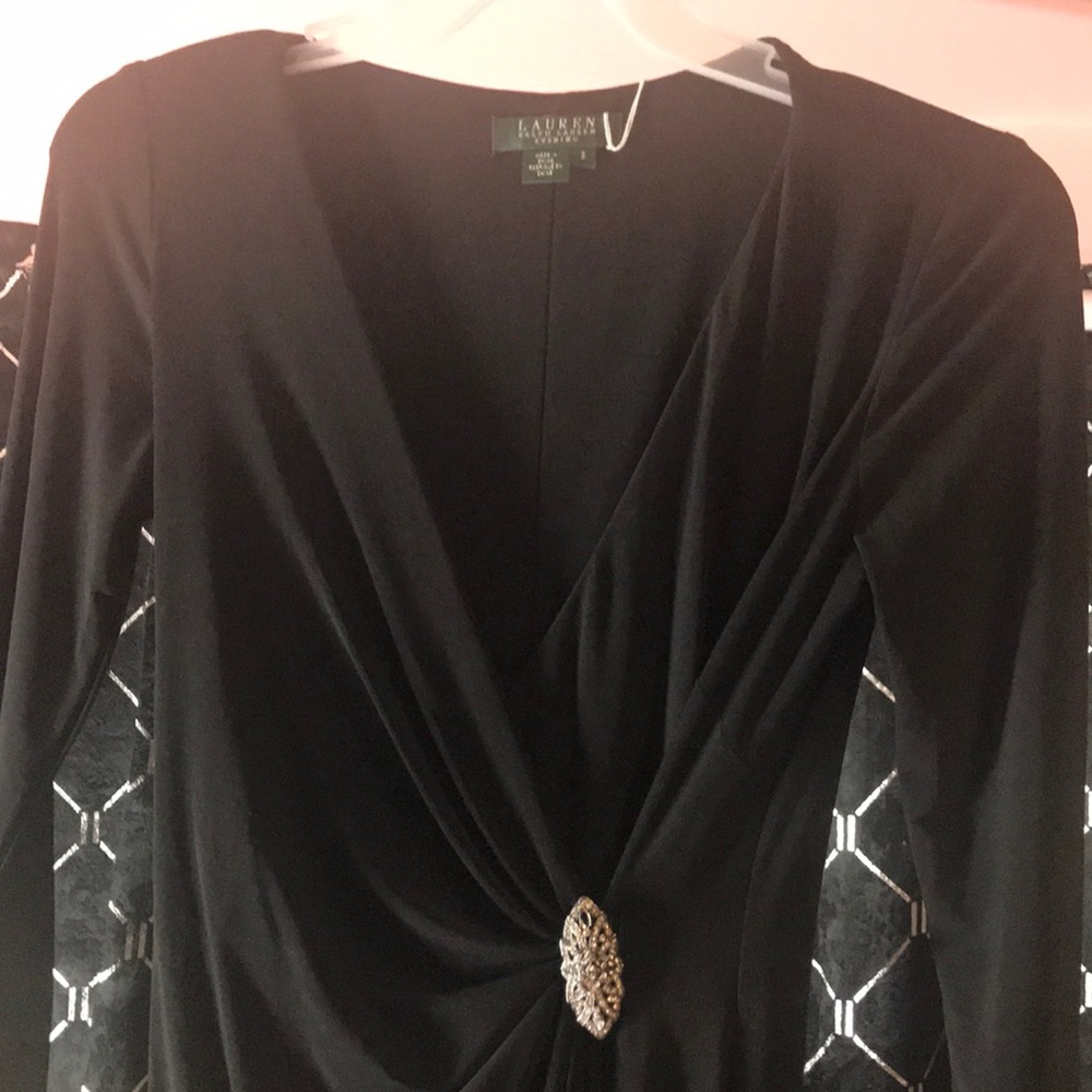 Dress - Picture 3 of 7